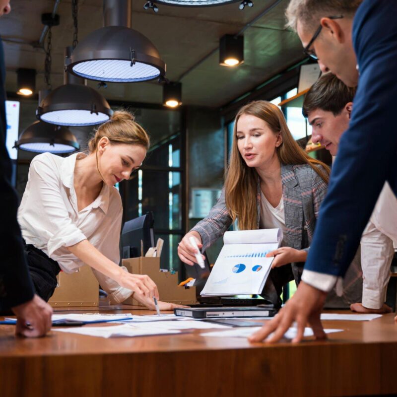 hellomidia icp marketing b2b em Como Identificar o ICP Baseado em Dados: Guia Completo para Empresas B2B ICP Marketing B2B